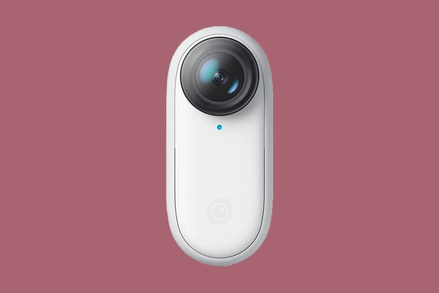 a camera mounted to the side of a wall.